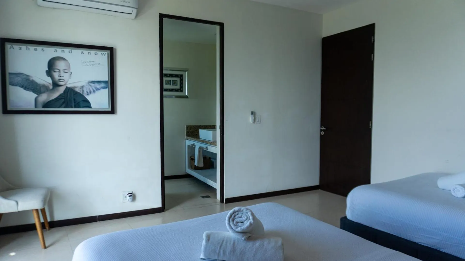 Apartment Luxury Beachfront Condo - Cancun Mexico