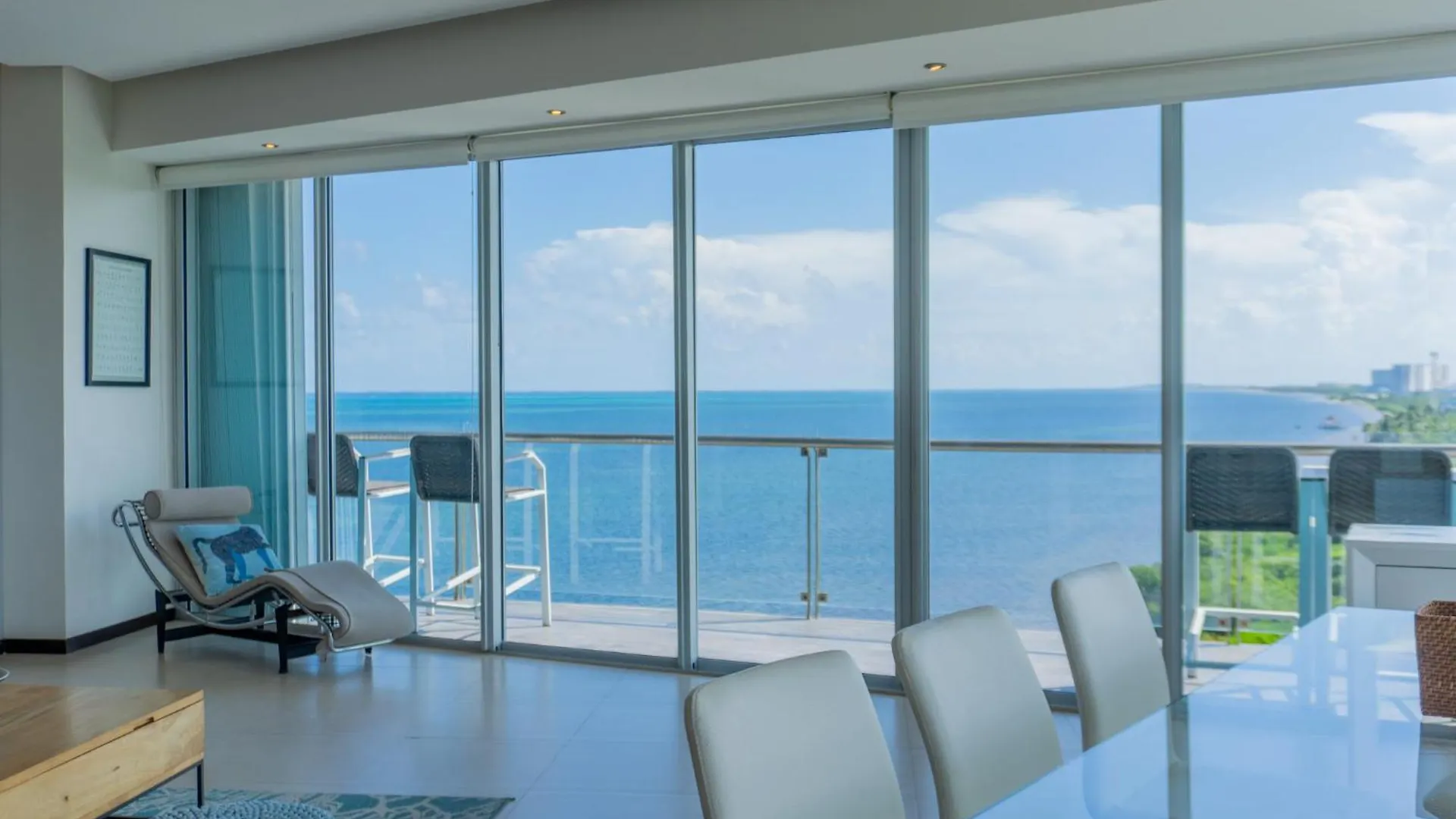 Apartment Luxury Beachfront Condo - Cancun Mexico