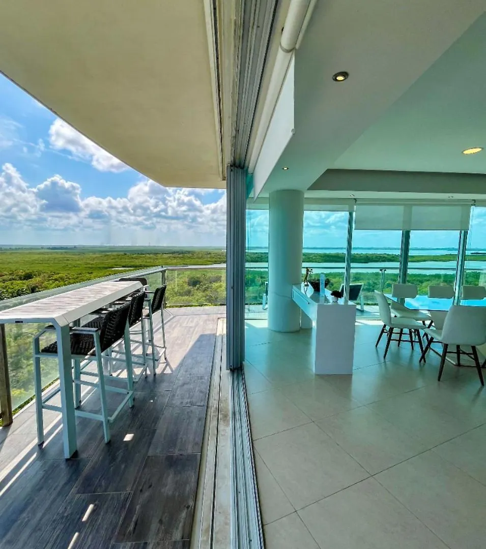 Luxury Beachfront Condo - 칸쿤 아파트