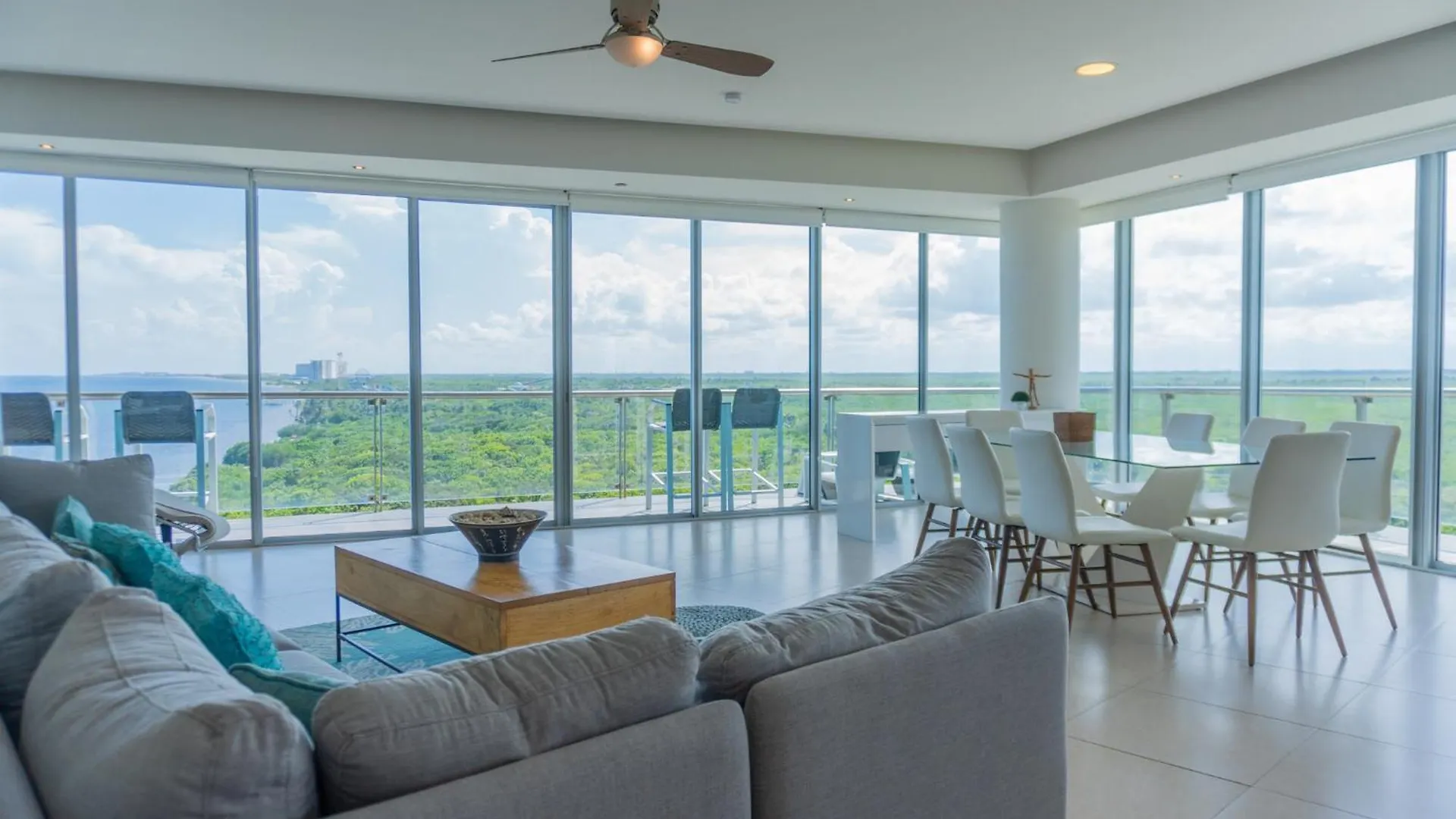 아파트 Luxury Beachfront Condo - 칸쿤